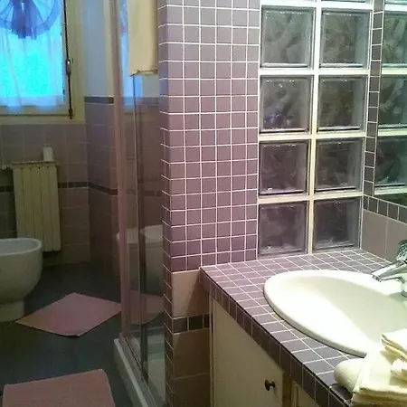 Charming Family With Private Garage Apartmán Florencie