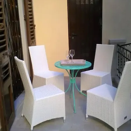 Charming Family With Private Garage Apartmán *