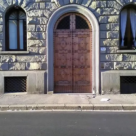 Charming Family With Private Garage * Florencie