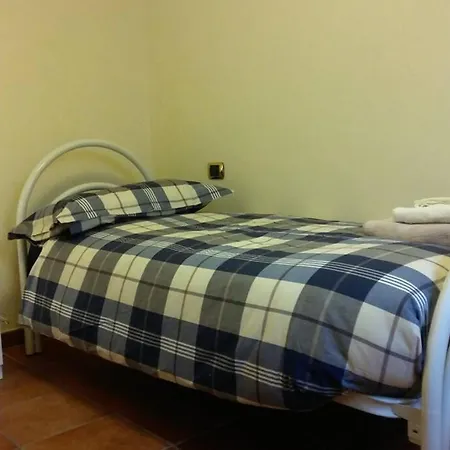 Charming Family With Private Garage * Florencie