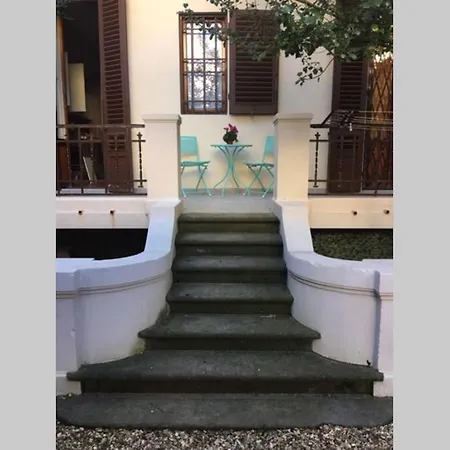 Διαμέρισμα Charming Family With Private Garage